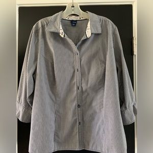 Navy & white check top